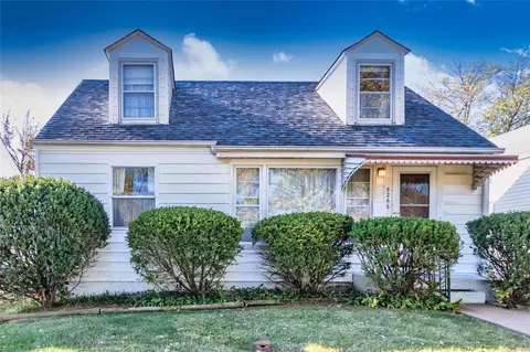 5266 Parker Ave, Saint Louis, MO 63139