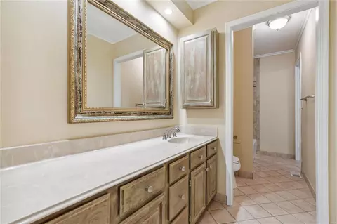 Bath - 120 Carmel Woods Dr, Ellisville, MO 63021 photo 2 of 3