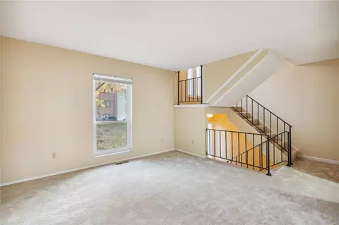 Living - 120 Carmel Woods Dr, Ellisville, MO 63021 photo 2 of 5
