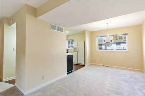 Living - 120 Carmel Woods Dr, Ellisville, MO 63021 photo 5 of 5