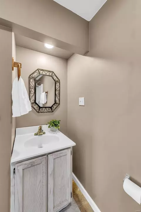 714 Whispering Willow Dr, O'fallon, MO 63366 photo 46