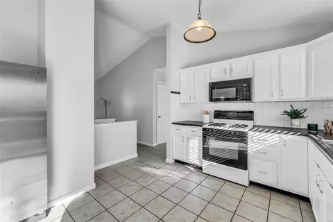 714 Whispering Willow Dr, O'fallon, MO 63366 photo 16