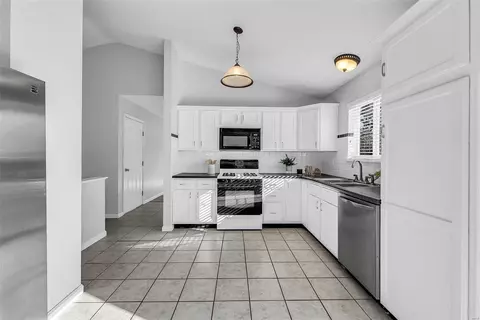 714 Whispering Willow Dr, O'fallon, MO 63366 photo 17
