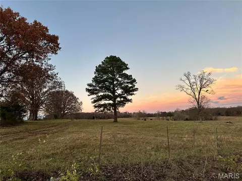 Undisclosed, Rosebud, MO 63091 photo 2