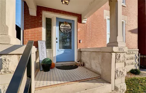 3007 Chippewa St, Saint Louis, MO 63118