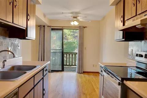 15 Megans Ct, O'fallon, MO 63366 photo 12
