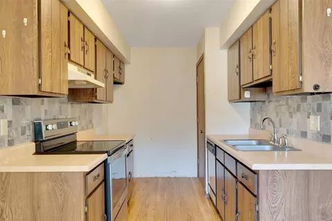 15 Megans Ct, O'fallon, MO 63366 photo 9