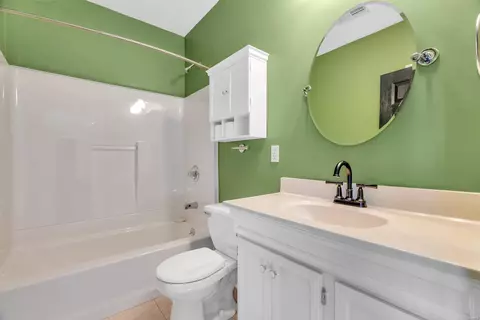 Bath - 28 Bridgeway Ct, O'fallon, MO 63368 photo 4 of 4