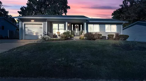 1865 Flordawn Dr, Florissant, MO 63031