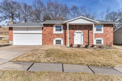 3965 Roundtable Ct, Saint Louis, MO 63129