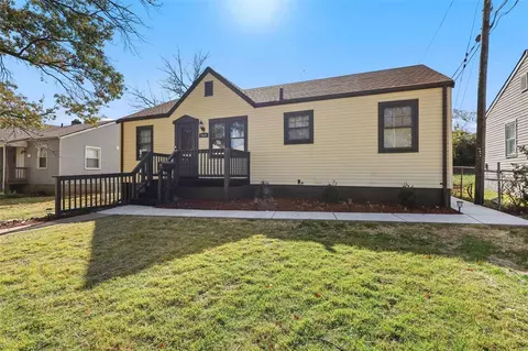 7632 Stanwood Dr, Normandy, MO 63121 photo 2
