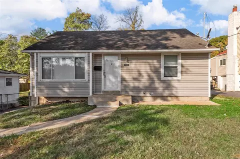 7911 Elton St, Saint Louis, MO 63123