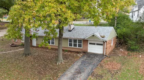 3 Lakeview Dr, Ferguson, MO 63135 photo 25