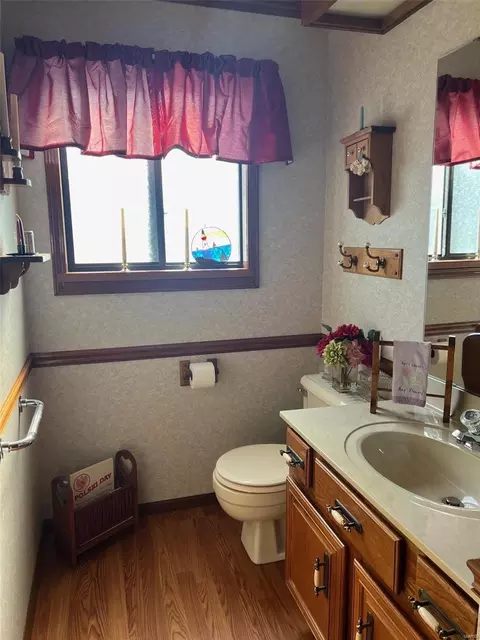 Bath - Undisclosed, Bridgeton, MO 63044 photo 1 of 6