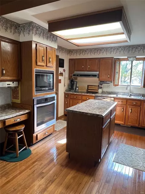 Kitchen - Undisclosed, Bridgeton, MO 63044 photo 2 of 3