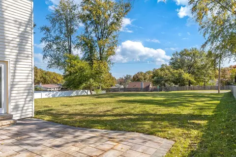 Exterior - 708 Woodrun Dr, Ballwin, MO 63021 photo 3 of 4