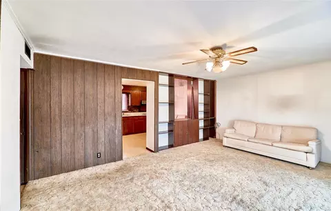 Living - 504 Saint John Dr, O'fallon, MO 63366 photo 4 of 7
