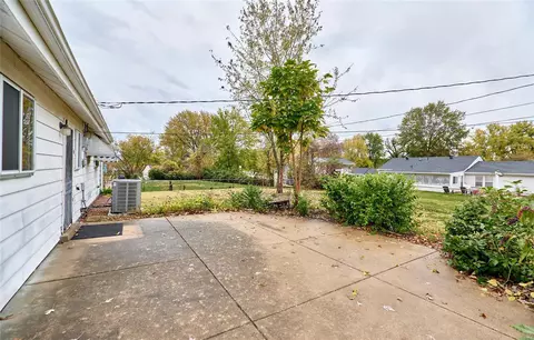 Exterior - 504 Saint John Dr, O'fallon, MO 63366 photo 10 of 10
