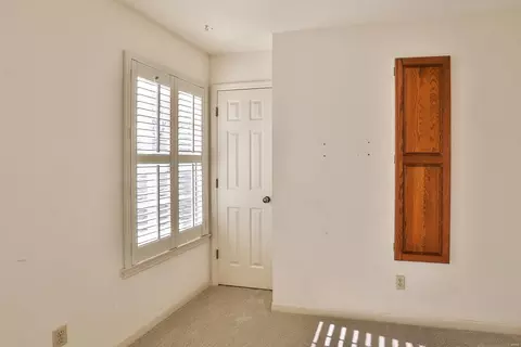 Bedroom - 200 Ballyshannon, Ballwin, MO 63021 photo 3 of 5
