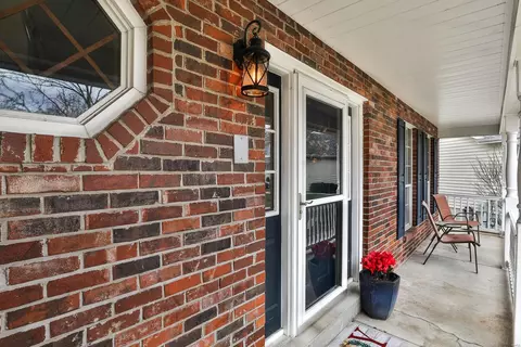Exterior - 200 Ballyshannon, Ballwin, MO 63021 photo 4 of 12