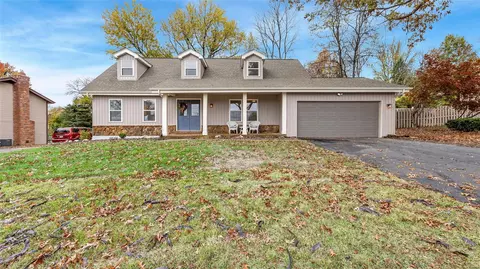 2624 Heritage Lndg, Saint Charles, MO 63303