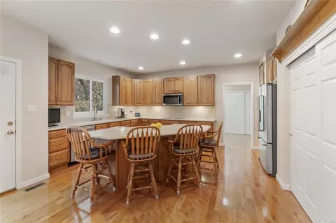 Kitchen - 942 Sheffield Forest Ct, Wildwood, MO 63021 photo 1 of 5
