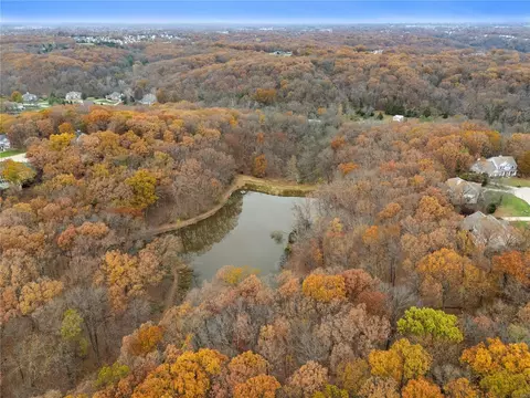 View/Area - 942 Sheffield Forest Ct, Wildwood, MO 63021 photo 7 of 7
