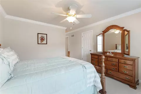 Bedroom - 942 Sheffield Forest Ct, Wildwood, MO 63021 photo 6 of 8