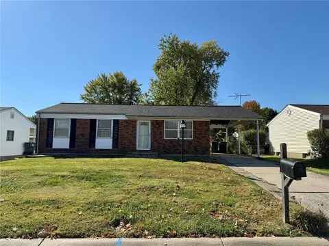 3255 Janton Ln, Saint Charles, MO 63301