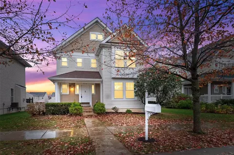 596 Misty Mountain Dr, O'fallon, MO 63368 photo 2