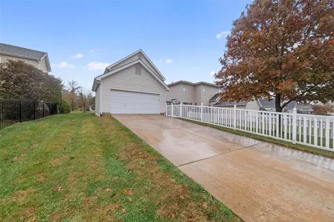 596 Misty Mountain Dr, O'fallon, MO 63368 photo 37