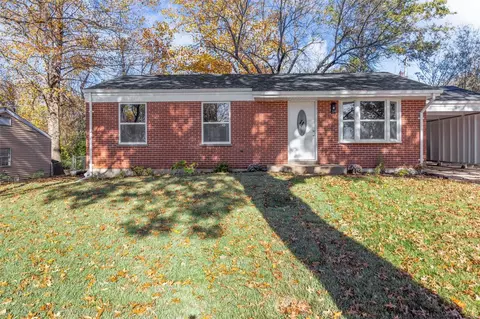 11902 Majella Dr, Bridgeton, MO 63044