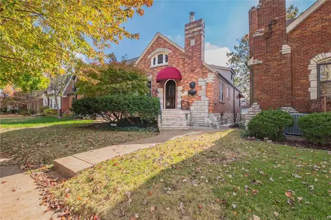 5736 Goethe Ave, Saint Louis, MO 63109