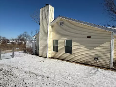 Exterior - 1131 Whitegate Ct, O'fallon, MO 63366 photo 3 of 3