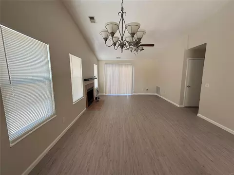 Living - 1131 Whitegate Ct, O'fallon, MO 63366 photo 2 of 3