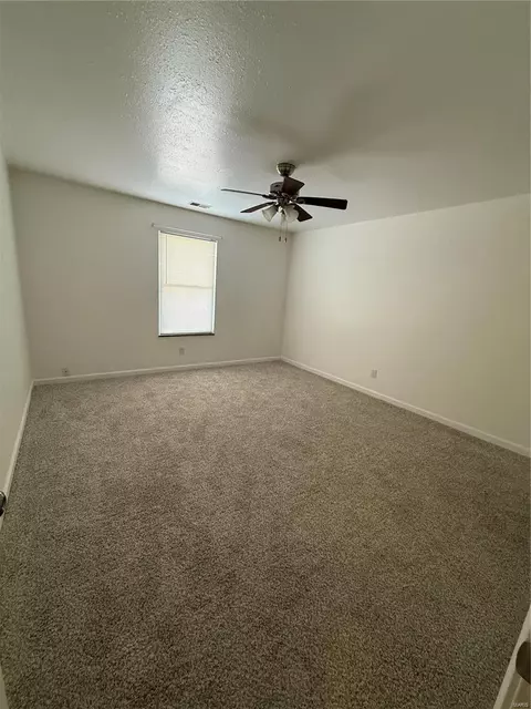 Bedroom - 1131 Whitegate Ct, O'fallon, MO 63366 photo 2 of 2