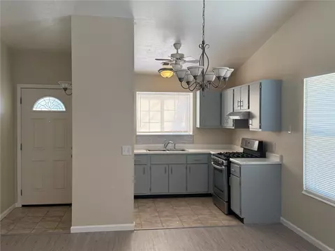 Kitchen - 1131 Whitegate Ct, O'fallon, MO 63366 photo 1 of 4