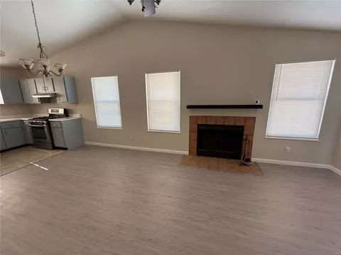 Living - 1131 Whitegate Ct, O'fallon, MO 63366 photo 1 of 3