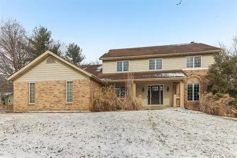 533 Red Rock Dr, Wildwood, MO 63011