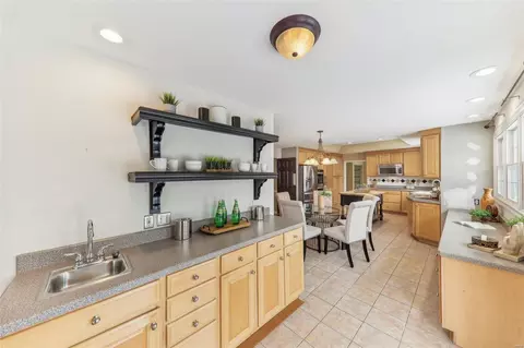 Kitchen - 533 Red Rock Dr, Wildwood, MO 63011 photo 1 of 6