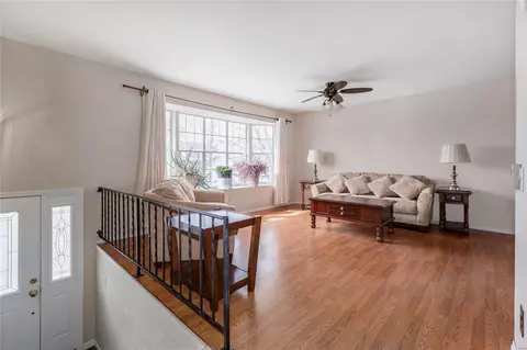 Living - 337 Bellestri Dr, Ballwin, MO 63021 photo 1 of 3
