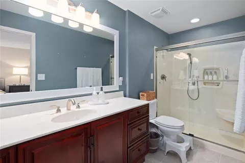 Bath - 401 Hill Trail Dr, Ballwin, MO 63011 photo 1 of 2