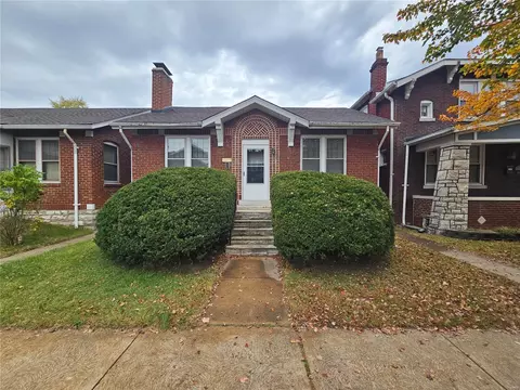 5247 Loughborough Ave, Saint Louis, MO 63109