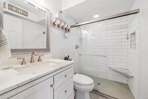 Bath - 487 Winter Park Dr, O'fallon, MO 63366 photo 3 of 4