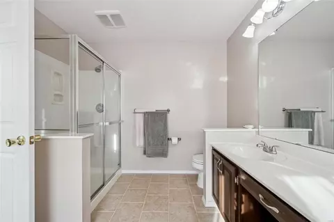 Bath - 487 Winter Park Dr, O'fallon, MO 63366 photo 2 of 4