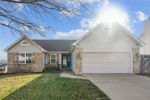 487 Winter Park Dr, O'fallon, MO 63366
