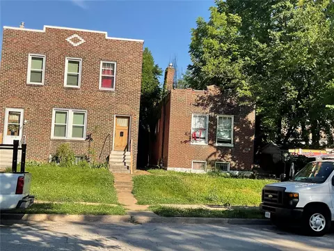 5418 S Compton Ave, Saint Louis, MO 63111 photo 2