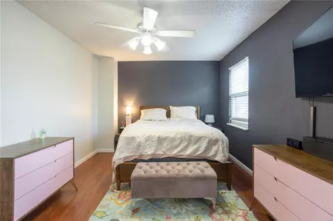 Bedroom - 2420 Hiddencrest Ln, Ballwin, MO 63021 photo 4 of 4