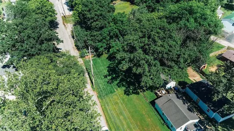 907 Marshall Rd, Valley Park, MO 63088