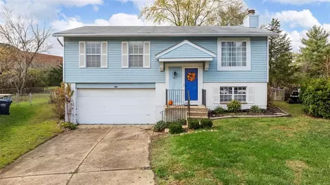 97 Elk Run Dr, Eureka, MO 63025